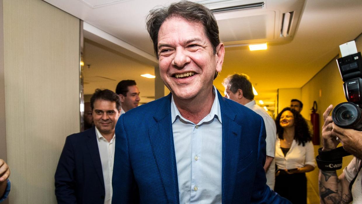 Cid Gomes inaugura boteco na Serra da Meruoca em meio a promessas de não ser candidato em 2026