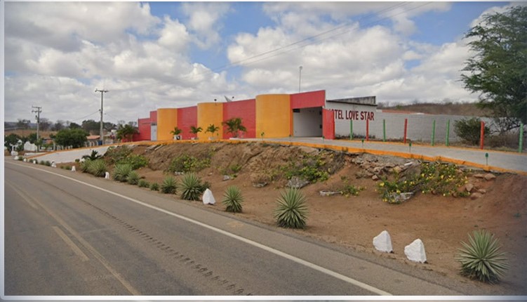 ASSARÉ CE: Casal é conduzido à Delegacia após sair de motel sem pagar a conta