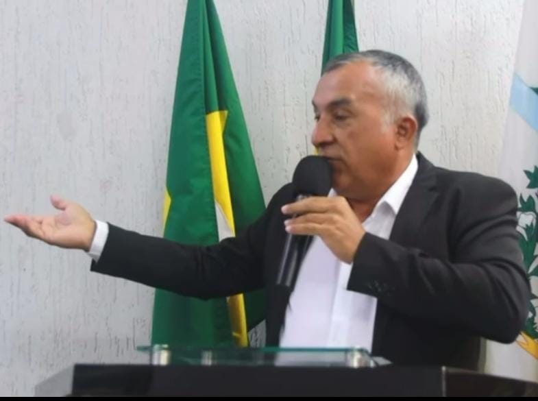Aurora: Presidente da Câmara discute com popular e da voz de prisão