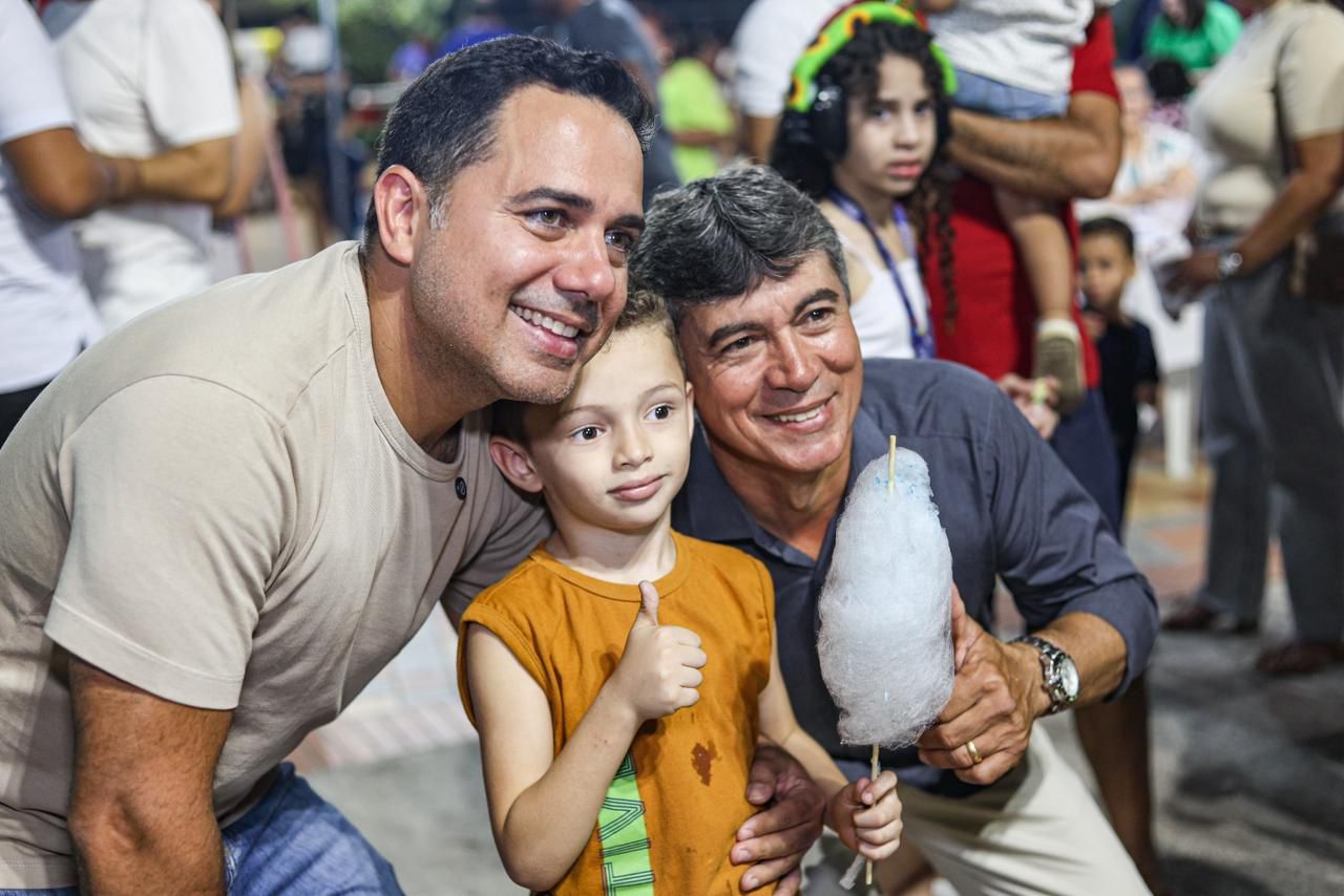 Multidão toma conta da Praça das Crianças durante o Mundo Encantado do Iguatu nos dois dias da maior festa infantil da história da cidade