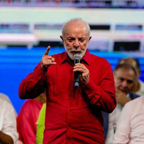 De volta ao Nordeste, Lula desembarca em Juazeiro do Norte; veja a agenda
