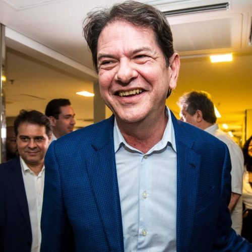Cid Gomes inaugura boteco na Serra da Meruoca em meio a promessas de não ser candidato em 2026