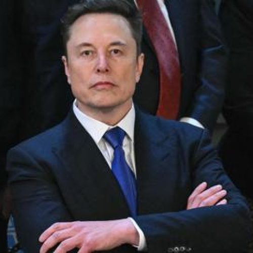 Elon Musk é o homem mais rico do mundo, segundo a Forbes; confira lista dos maiores bilionários de 2025