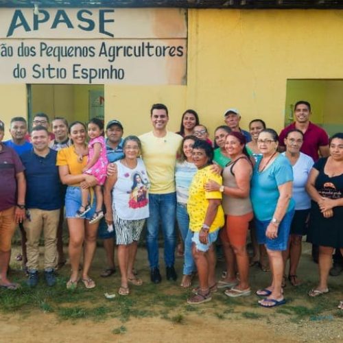 Por articulação do deputado Yury do Paredão (MDB), famílias de Juazeiro assinam contratos do Minha Casa, Minha Vida Rural